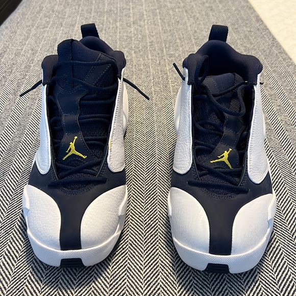 Nike Air Jordan Jumpman Quick 23 AH8109-104 Retro White Navy RARE main image 4